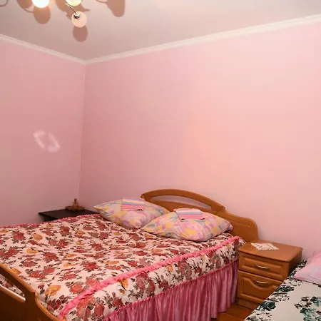 гостинний двір євгенія