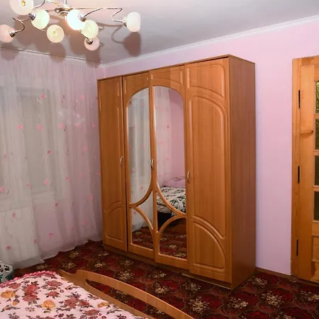 Zajazd гостинний двір євгенія Mizhhirya (Transcarpathia)